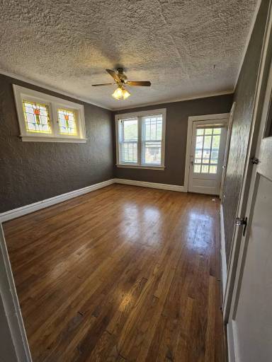 Main picture of 7243 Stanley Ave