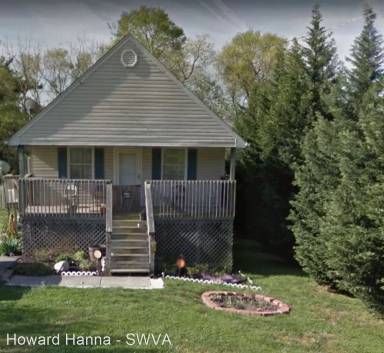 Main picture of 640 Queen Ave NW