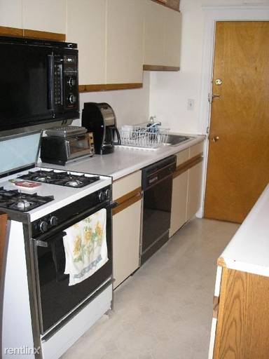 Main picture of 15 Governors Ave