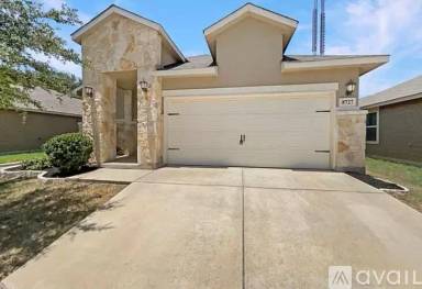 Main picture of 8723 Straight Oaks