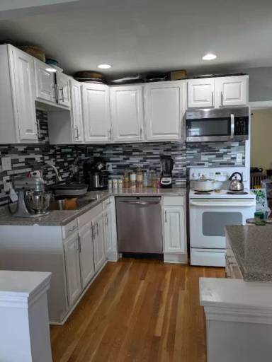 Main picture of 161 Webster St