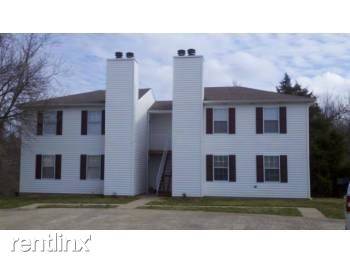 Main picture of 2509 Hilltop Cir