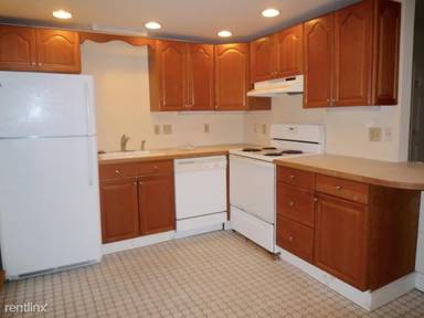Main picture of 1100 Beacon St