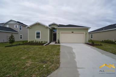 Main picture of 4016 NE 34th Ave