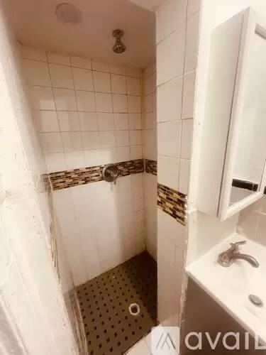 Main picture of 16625 89th Ave