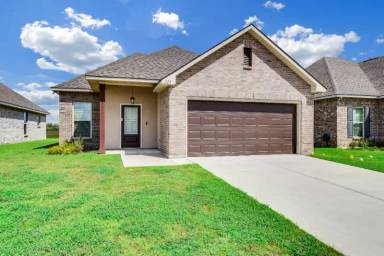 Main picture of 113 Ridley Ln