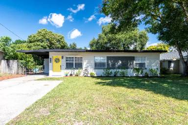 Main picture of 2903 E Michigan St