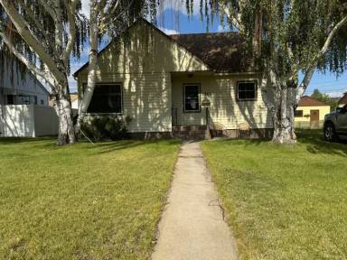 Main picture of 1702 Tammany St