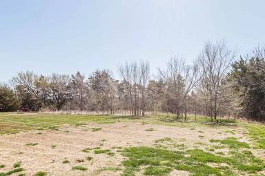 Main picture of 2209 Thompson Dr
