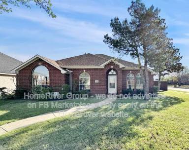 Main picture of 2300 Granbury Dr