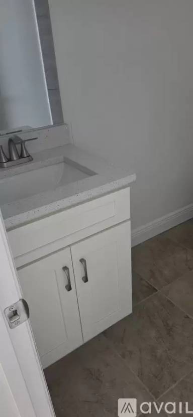 Main picture of 6711 45th Ave W