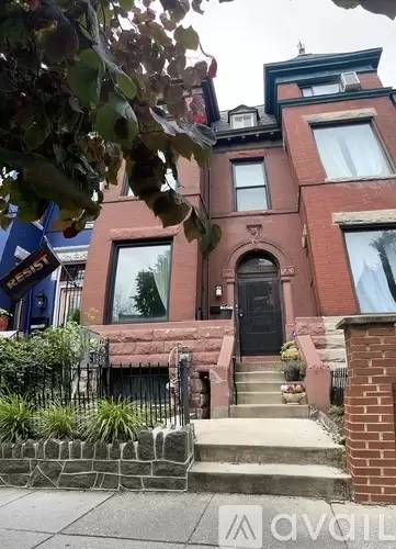 Main picture of 1938 1st St NW