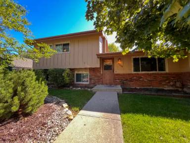 Main picture of 3254 Fernwood Ln