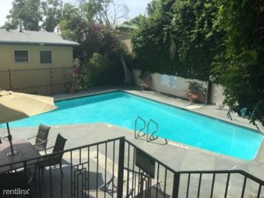 Main picture of 7100 Hillside Ave