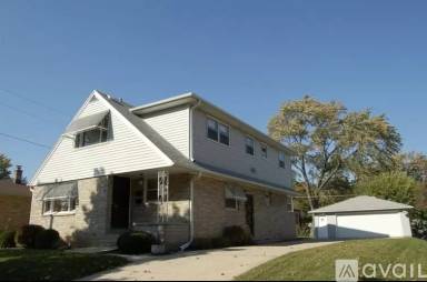Main picture of 8010 W Burdick Ave