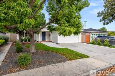 Main picture of 3469 Fowler Ave
