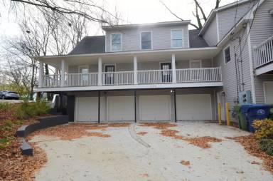 Main picture of 1123 Hawthorne St NE