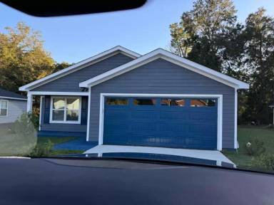 Main picture of 107 Pinecrest Blvd