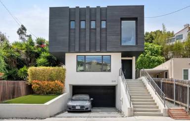 Main picture of 3218 Ibis St