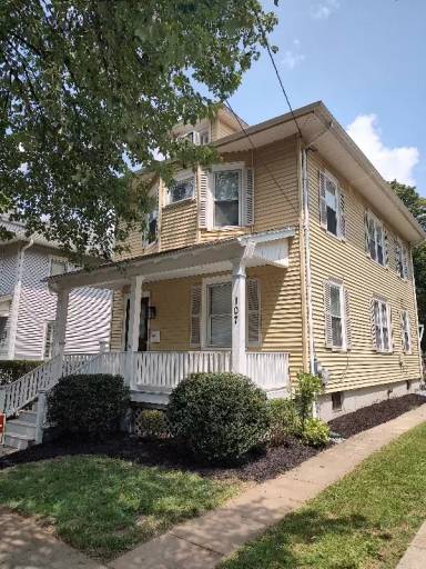Main picture of 107 Colonial Ave