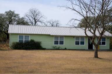 Main picture of 702 N Ridge St