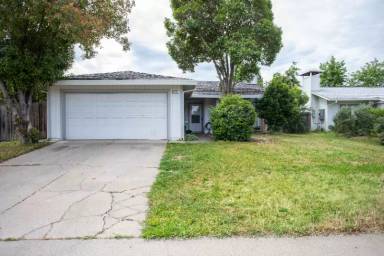 Main picture of 8620 Coolwoods Way