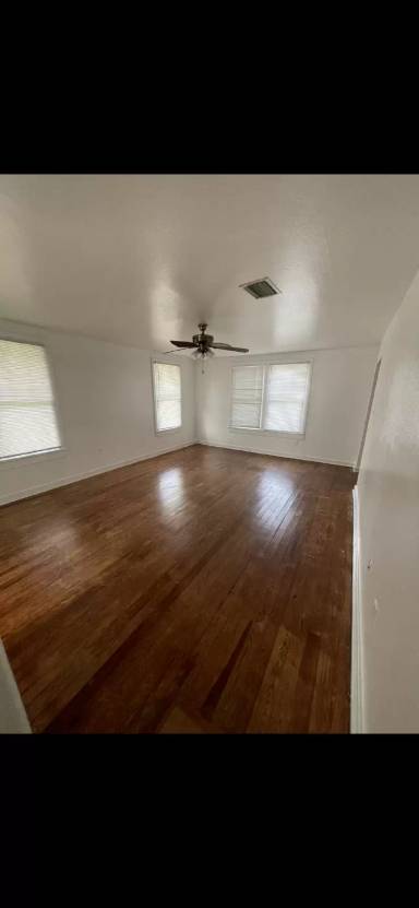 Main picture of 1107 Webster St