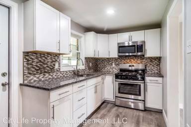 Main picture of 2372 Los Angeles Ave