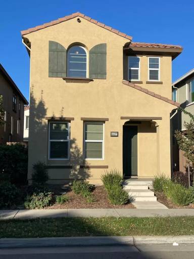 Main picture of 4437 Natomas Central Dr