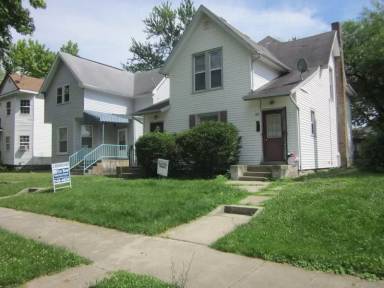 Main picture of 128 E Taber St