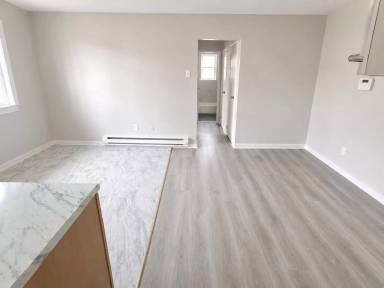 Main picture of 92 Davenport Ave