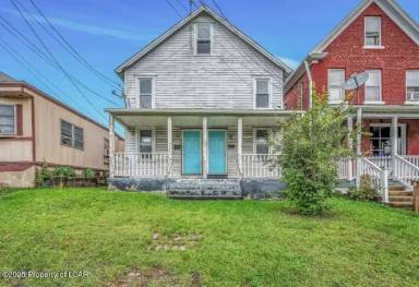 Main picture of 1019 S Main St