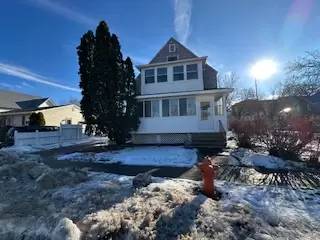 Main picture of 1079 W 5th St