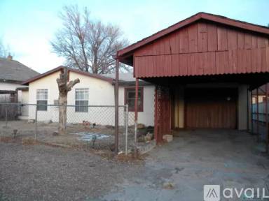 Main picture of 711 Miera St
