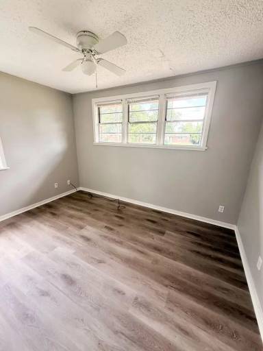 Main picture of 2113 Robin St