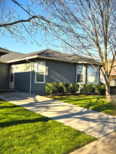 Main picture of 3015 Merriman Rd