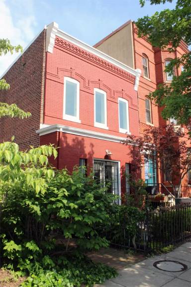 Main picture of 1415 10th St NW