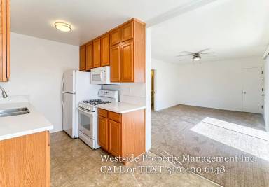 Main picture of 1336 S Centinela Ave