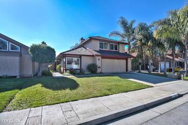 Main picture of 3242 Maple Leaf Ct