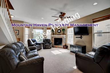 Main picture of 885 N Vernon Dr