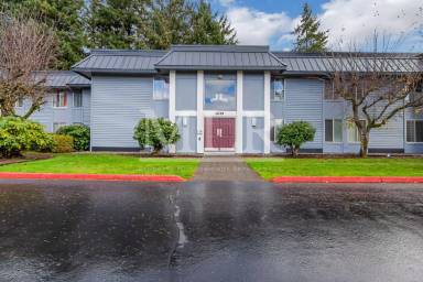 Main picture of 8619 Zircon Dr SW