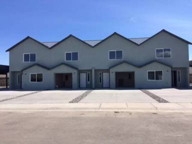 Main picture of 408 F St NE