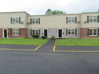 Main picture of Colonial Square Apartments