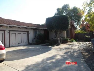 Main picture of 834 Van Dyck Ct