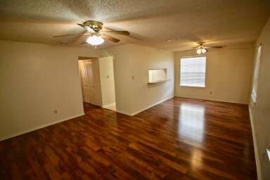 Main picture of 90 Lake Village Blvd