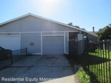 Main picture of 3936-3944 Renick Way Duplex