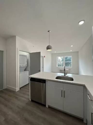 Main picture of 1127 Stuyvesant Ave