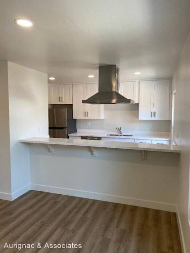 Main picture of 2048 Swazey St
