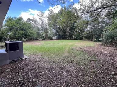 Main picture of 2431 Robin Hood Rd