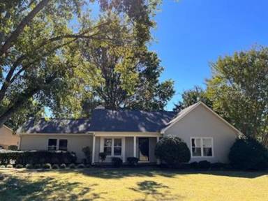 Main picture of 115 Violet Dr